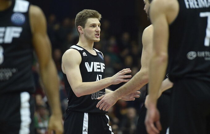 A.Kurucas solidžiai žaidė VEF ekipoje (FIBA Europe nuotr.)
