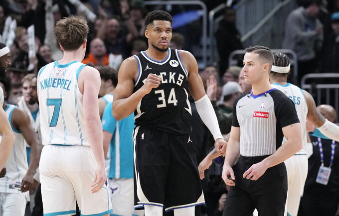 G.Antetokounmpo nulėmė rungtynes (Scanpix nuotr.)