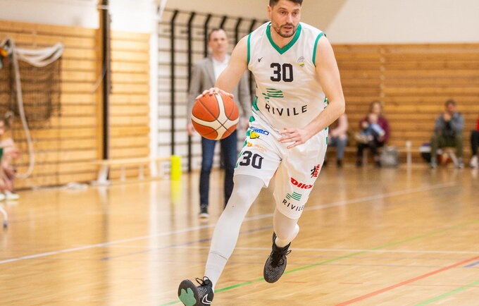 J.Sinicos atstovaujama „Rivile“ išsiveržė į priekį (RKL nuotr.)