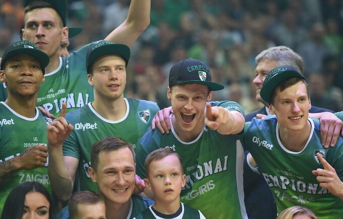 Klubas sulaukė įvertinimo (Fotodiena.lt)