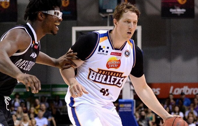 C.Bairstow žais „Ryto“ komandoje