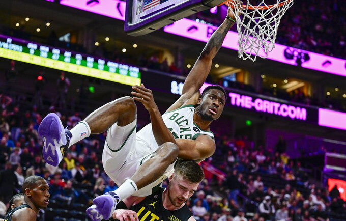 T.Antetokounmpo susilaukė baudos (Scanpix nuotr.)