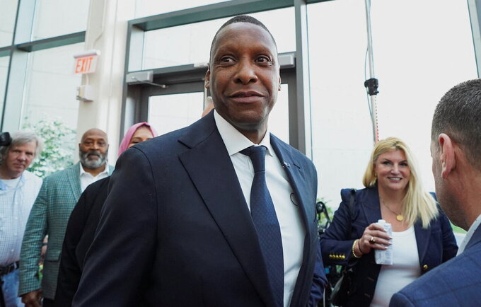 M.Ujiri dirbs Dalase (Scanpix nuotr.)