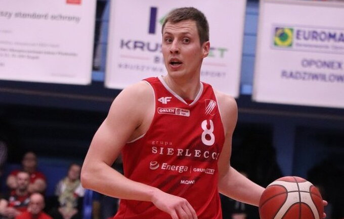 D.Sabeckis keliasi į Mažeikių klubą