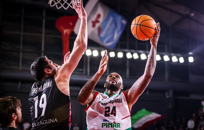 A.M'Baye žais Stambule (FIBA Europe nuotr.)