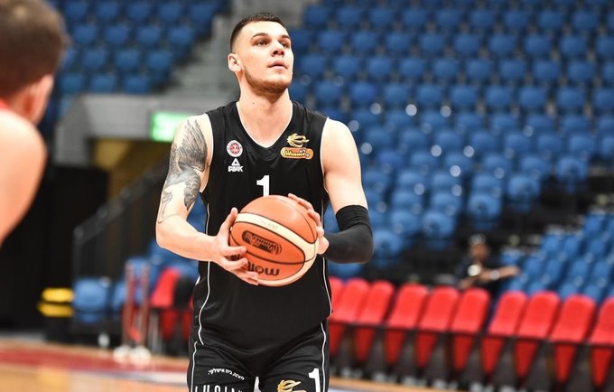 D.Sirvydis pelnė 11 taškų