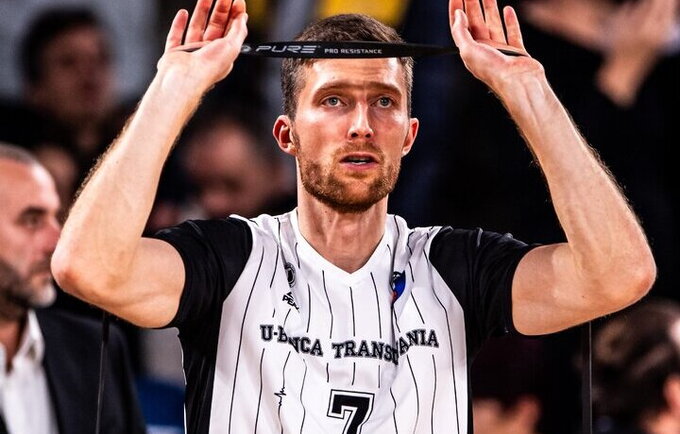 S.Kulvietis pelnė 13 taškų per 17 min.