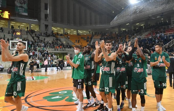 „Panathinaikos“ susimokės už sirgalius