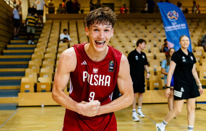 H.Swirydowičius su sirena nulėmė rungtynes (FIBA nuotr.)