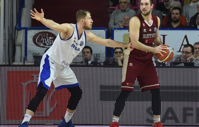 G.Orelikas darbo Prancūzijos ekipoje negavo (FIBA Europe nuotr.)