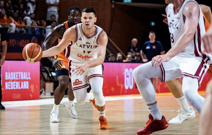 R.Lomažas žaidė solidžiai (FIBA nuotr.)