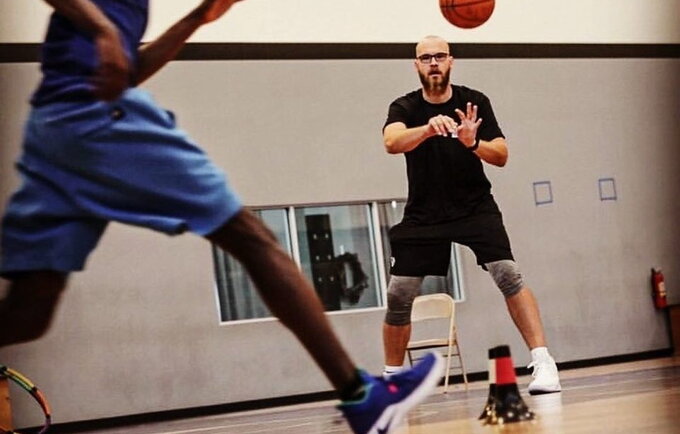 A.Kavaliauskas pradėjo karjerą NCAA krepšinyje
