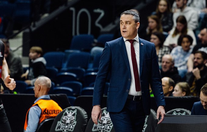 O.Kostičius didžiuojasi Utenoje nuveiktu darbu (BNS nuotr.)