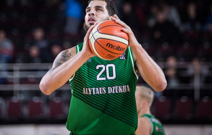 W.Austinas rungtyniaus Irano čempionate (BNS nuotr.)