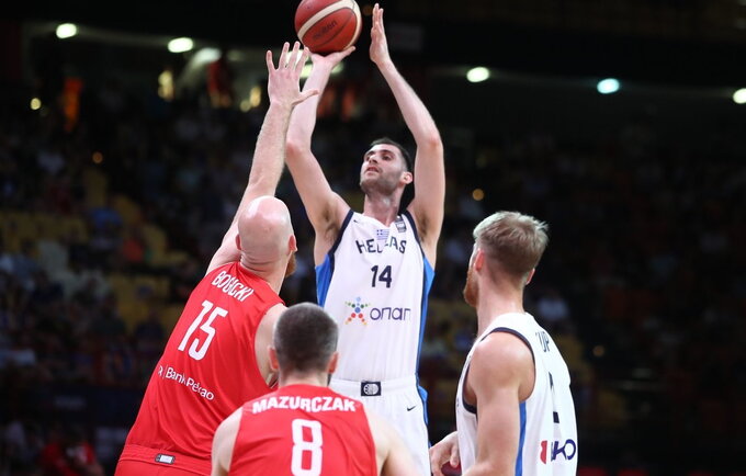 G.Papagiannis keliasi į Monaką