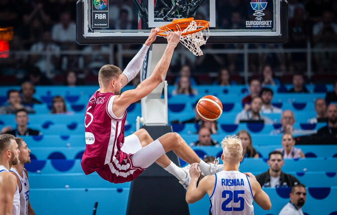 K.Porzingis rinko taškus lemiamu metu (FIBA nuotr.)