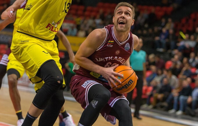 P.Valinsko netenkino vaidmuo buvusiame klube (FIBA nuotr.)