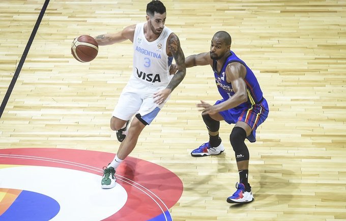 L.Vildoza gali vėl žaisti Europoje (FIBA nuotr.)