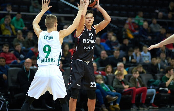 D.Baslykas žais NKL
