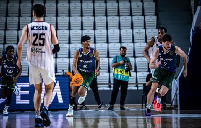 K.Tayloras keliasi į Valensiją (FIBA nuotr.)
