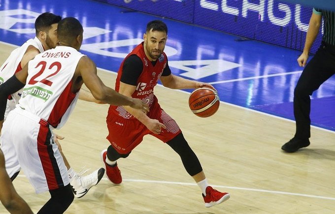 M.Popovičius sulaukė sentimentalaus pagerbimo (FIBA Europe nuotr.)