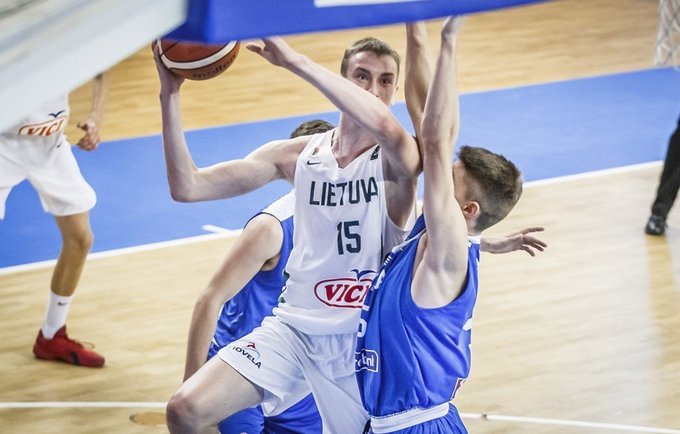 Puolime strigę lietuviai suklupo (FIBA Europe nuotr.)