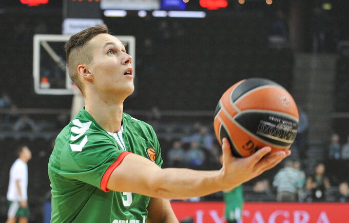 T.Sedekerskis gerai kovojo dėl kamuolių (Žygimantas Gedvila, Fotodiena.lt)