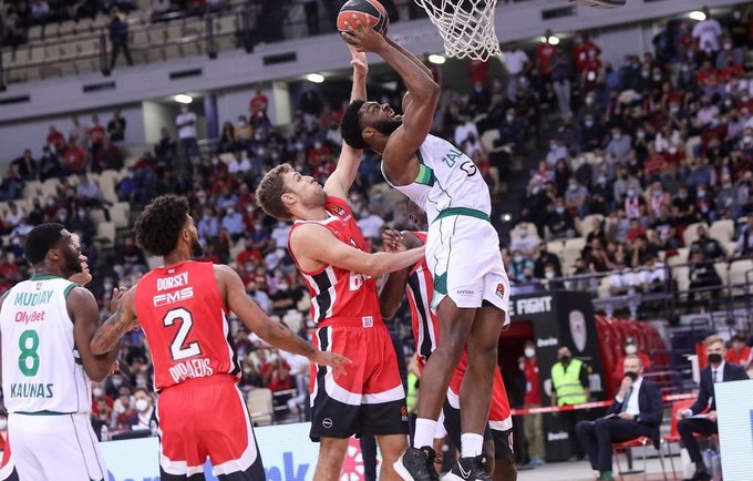 J.Nebo puikiai realizavo komandos draugų perdavimus (Euroleague.net)