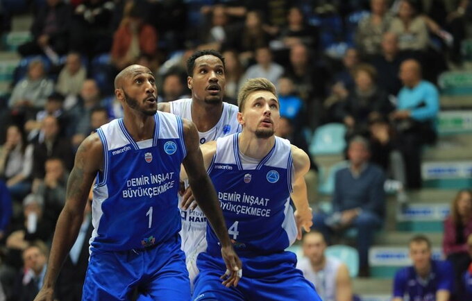 E.Kairys save apribojo sparčiai rinktomis pražangomis (FIBA Europe nuotr.)