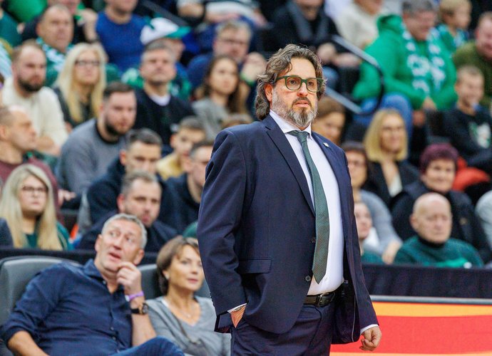 A.Trinchieri nuskynė pergalę prieš Š.Jasikevičių (BNS nuotr.)