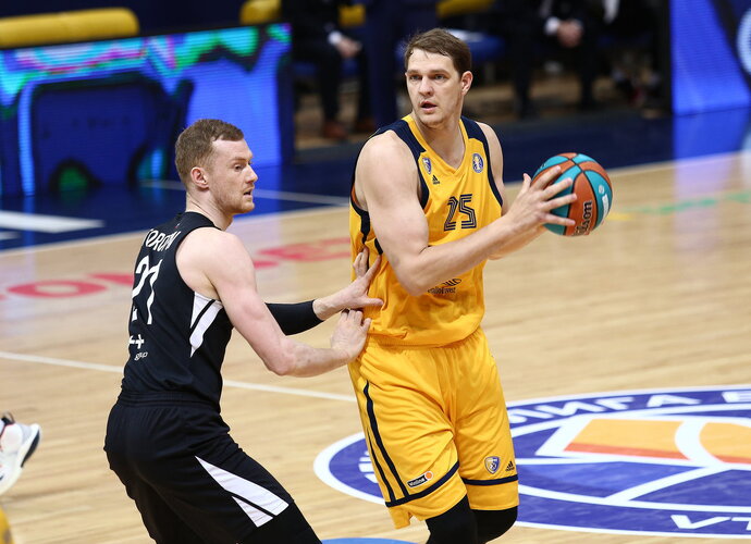 T.Mozgovas pelnė 9 taškus