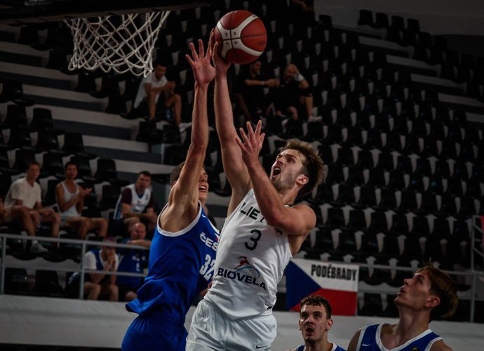 A.Marčiulionis solidžiai atakavo iš toli (FIBA Europe nuotr.)