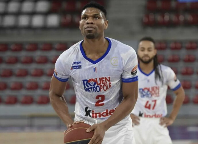 F.Okoro atvyks į Kėdainius