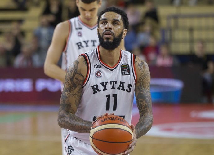 D.J.Seeley grįžta į Ispanijos klubą (BNS nuotr.)