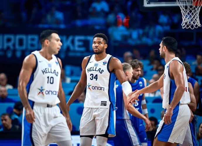 G.Antetokounmpo žada padėti rinktinei (FIBA nuotr.)