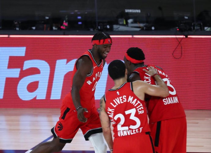 „Raptors“ žengė į kitą etapą (Scanpix nuotr.)