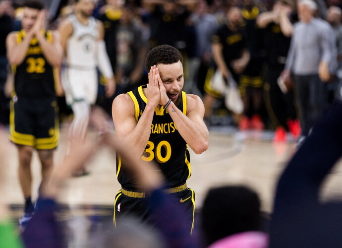 S.Curry grįžo prie buvimo nesustabdomu (Scanpix nuotr.)