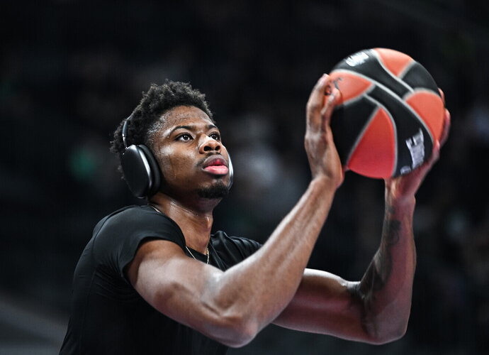 K.Antetokounmpo karjerą tęs kitame klube (Scanpix nuotr.)