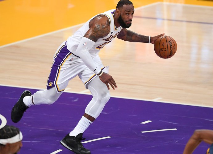 L.Jamesas NBA sužaidė 1300 rungtynių (Scanpix nuotr.)