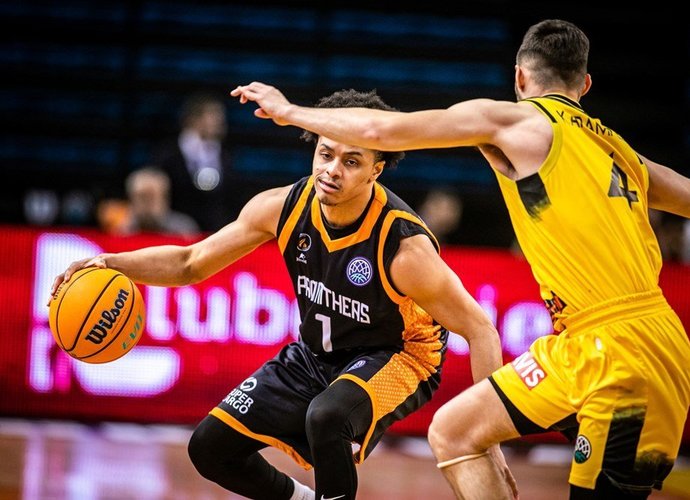 A.Cowanas žais Vilniuje (FIBA nuotr.)