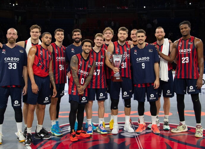 „Baskonia“ iškėlė draugiško turnyro trofėjų
