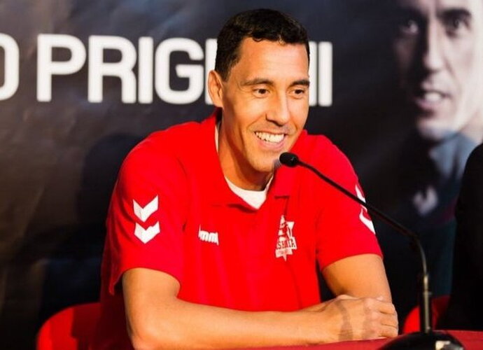 P.Prigioni gali perimti Argentinos rinktinės vairą