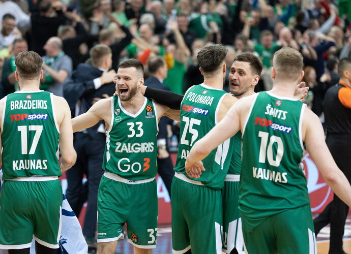 „Žalgiris“ nepraranda susidomėjimo (BNS nuotr.)