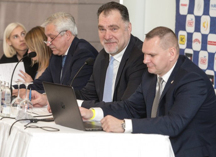 A.Sabonis sakė, kad federacija pasitiki D.Adomaičiu (BNS nuotr.)
