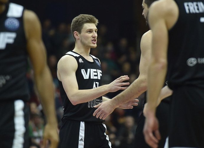 A.Kurucas solidžiai žaidė VEF ekipoje (FIBA Europe nuotr.)