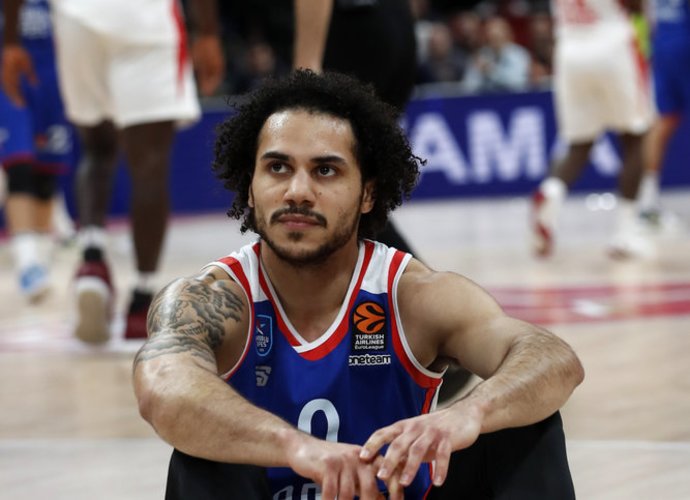 „Anadolu Efes“ ekipoje užfiksuoti dar du koronaviruso atvejai (Scanpix nuotr.)
