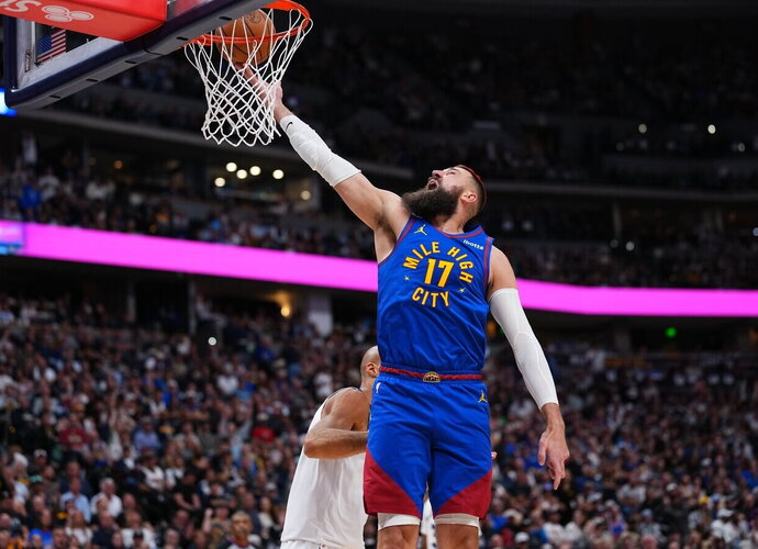 J.Valančiūnas gali likti NBA (Scanpix nuotr.)