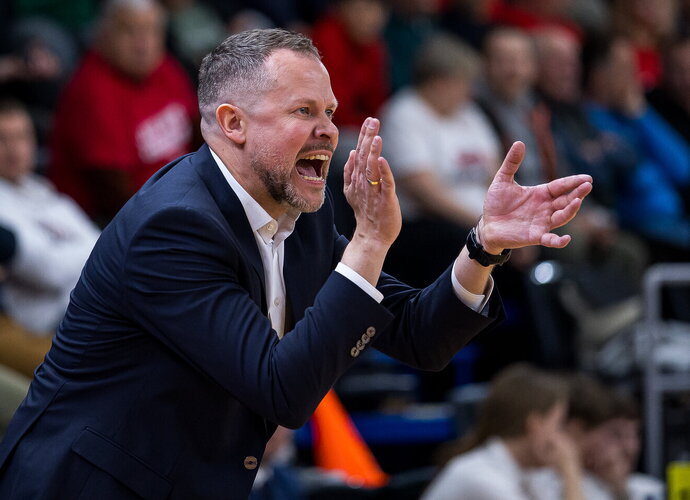 G.Žibėnas apžvelgė rungtynes Utenoje (Foto: Rokas Lukoševičius)
