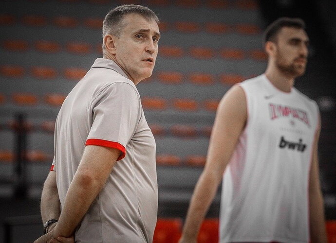 K.Kemzūra sulaukė palaikymo iš „Olympiacos“ aukštaūgio N.Milutinovo („Olympiacos“ nuotr.)