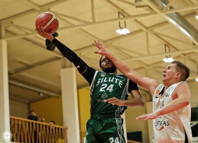 B.Etiennie vėl žais Šilutėje